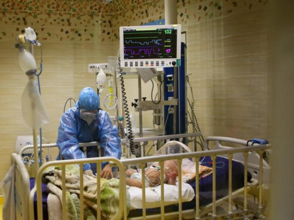 استاندار تهران: بستری کودکان زیر ۱۰ سال مبتلا به کرونا بیش از ۱۱ درصد افزایش یافت