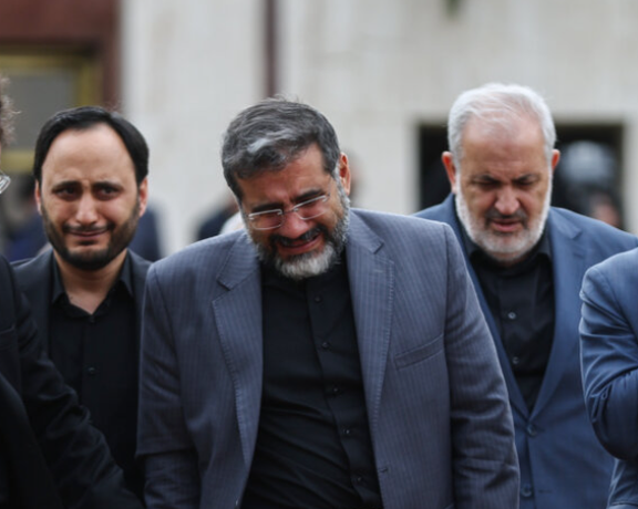 اسماعیلی، وزیر ارشاد: هنرمندان برای گسترش فرهنگ عاشورا در جهان تلاش کنند