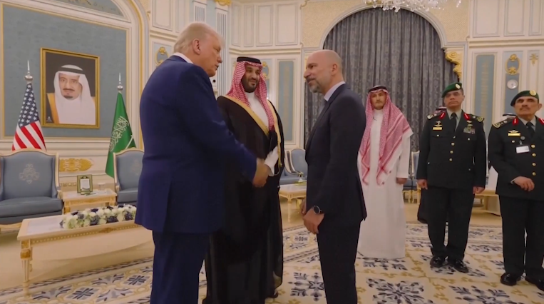 مدیرعامل ایرانی شرکت اوبر با ترامپ و بن‌سلمان در عربستان سعودی دیدار کرد