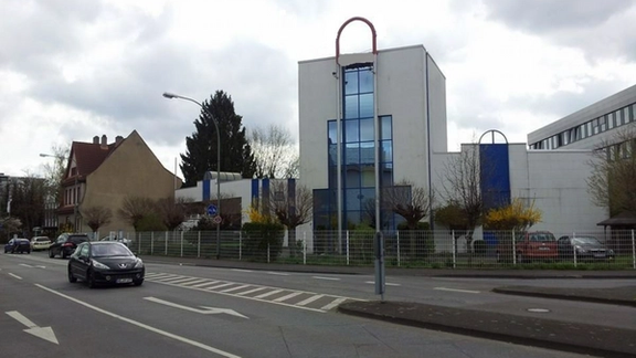 Iranians Push For Regime-Linked Center In Frankfurt To Be Banned