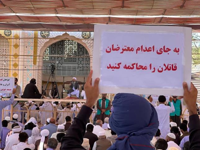 فعال حامی حکومت: خبر حمله مردم به کلانتری در «جمعه خونین» زاهدان دروغ بود