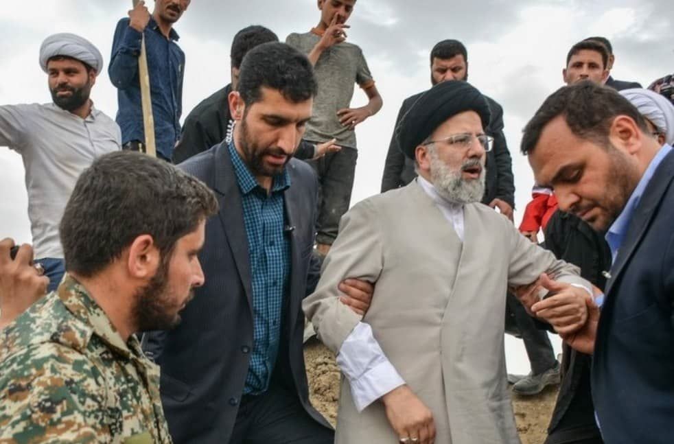 استمر في قمع واعتقال المواطنين.. النظام الإيراني  يرد على الابتهاج الشعبي بموت "رئيسي"