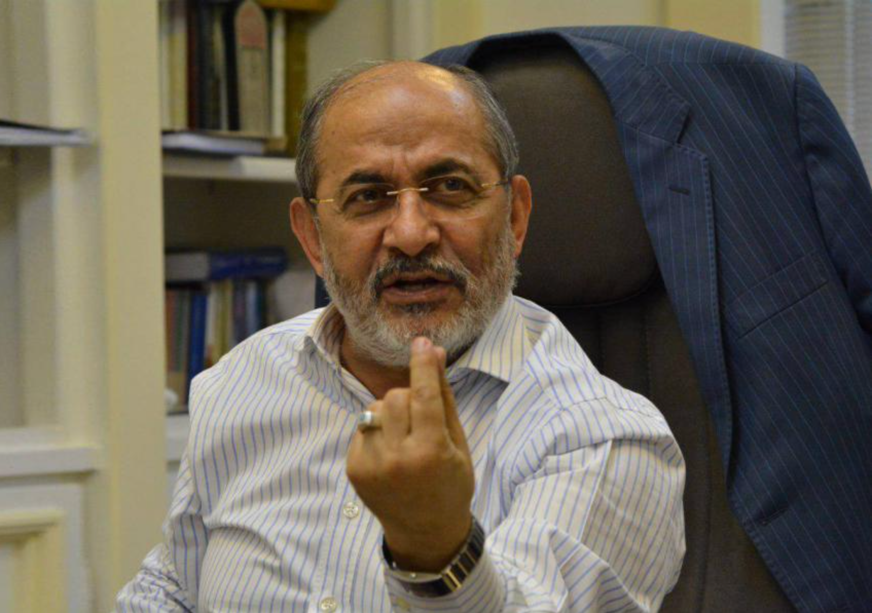 وزیر پیشین سپاه: هزینه ترورهای جمهوری اسلامی‌ را از سود خرید و فروش سلاح تامین می‌کردیم