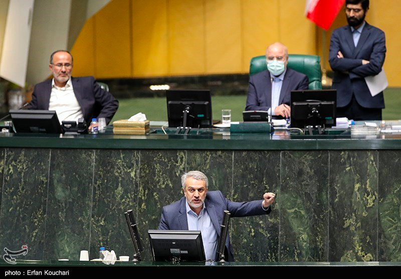 استیضاح رای آورد و فاطمی‌امین از وزارت صمت برکنار شد