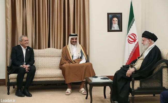 خامنه‌ای به امیر قطر: اگر جای دوحه بودیم، به فشارهای آمریکا درباره تهران اعتنا نمی‌کردیم