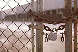 اقتصاد معطل، دولت معلق، جامعه منتظر؛ فروپاشی لزوما در خیابان رخ نمی‌دهد