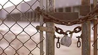 اقتصاد معطل، دولت معلق، جامعه منتظر؛ فروپاشی لزوما در خیابان رخ نمیدهد