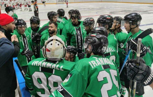 نایب قهرمانی هاکی روی یخ زنان و مردان ایران