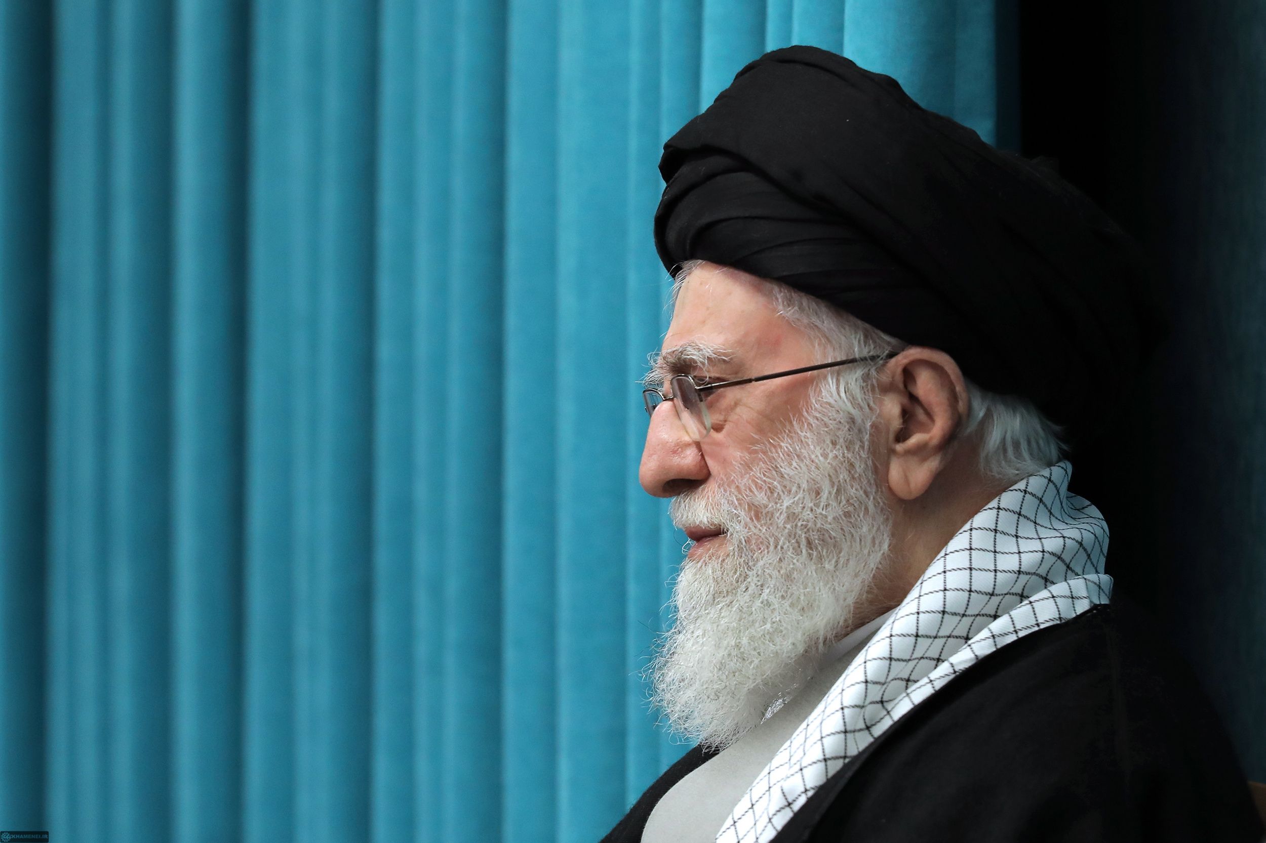 واکنش خامنه‌ای به نامه ترامپ: اصرار دولت‌های قلدر برای مذاکره به‌منظور حل مسائل نیست