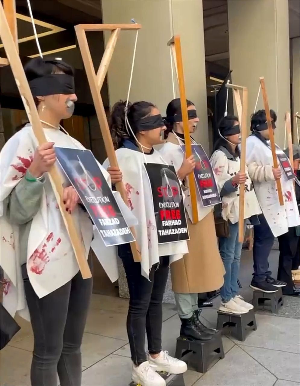 آلاف الإيرانيين يتظاهرون في عشرات المدن العالمية دعما لانتفاضة الشعب الإيراني