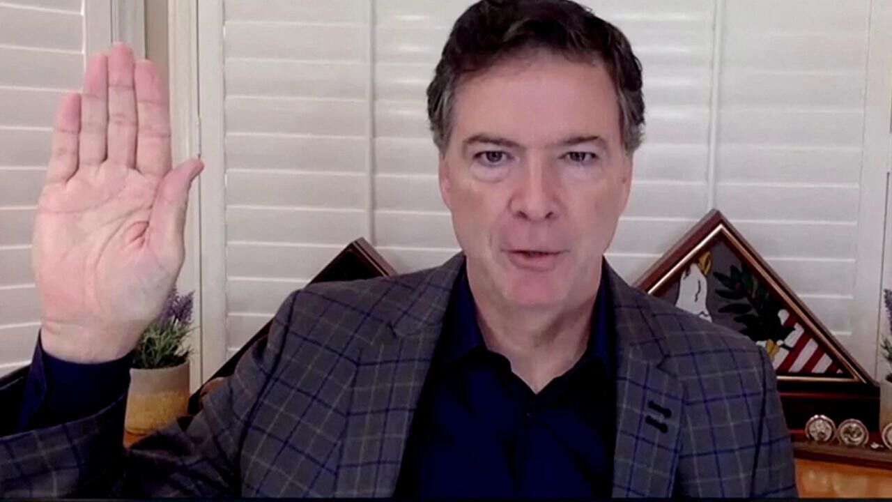 قاضی در بررسی کیفرخواست جیمز کومی از نحوه عملکرد دادستان «سردرگم» شد