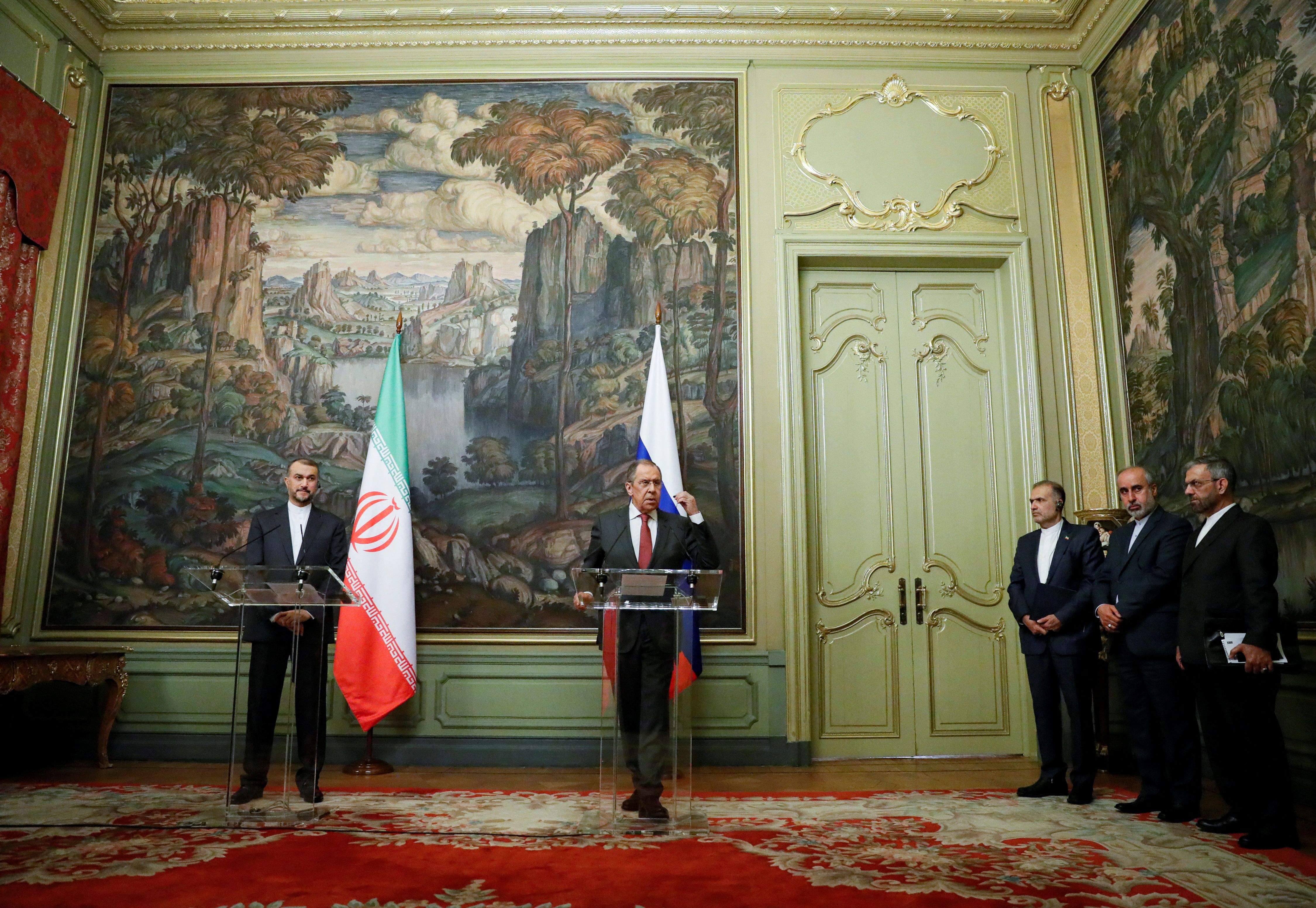 Iran Minister Says Tehran, Moscow To Sign Long-Term Deal