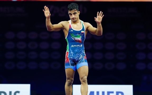 مسابقات کشتی قهرمانی جهان؛ احمد محمدنژاد جوان در فینال باخت و نقره گرفت