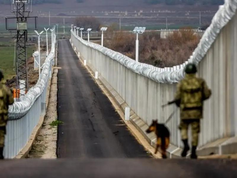 تركيا تكمل بناء 170 كيلومترًا من الجدار الخرساني الحدودي مع إيران
