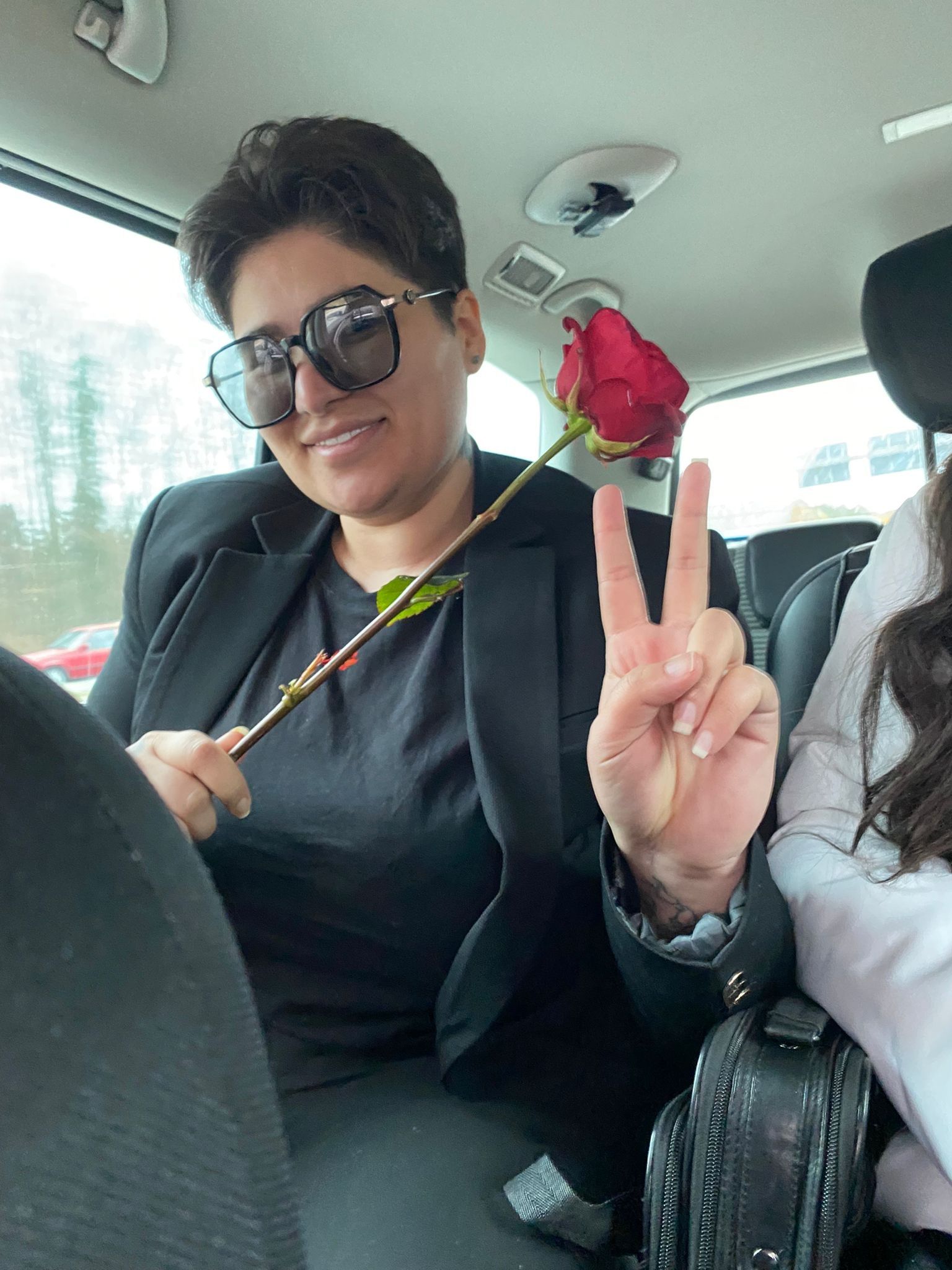 شش‌رنگ: زهرا صدیقی همدانی، مدافع حقوق گروه‌های جنسیتی، از ایران خارج شد