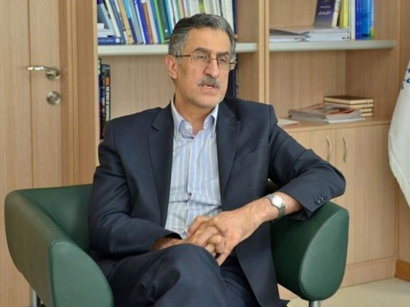 رییس اتاق بازرگانی تهران: وزارت بهداشت مانع واردات شش میلیون دوز واکسن در فروردینماه شد