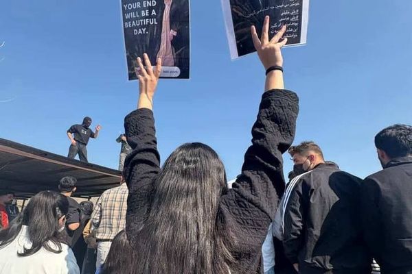 چگونه سوگواری در مراسم یادبود جاویدنامان اعتراضات دیماه به زبانی برای اعتراض بدل شد