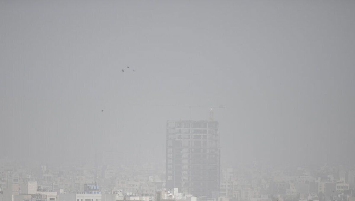 تعطیلی تمرینات و مسابقات فوتبال به دلیل آلودگی شدید هوا در تهران