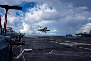 نیویورکتایمز: همزمان با دیپلماسی، پنتاگون برای جنگ احتمالی با ایران آماده میشود