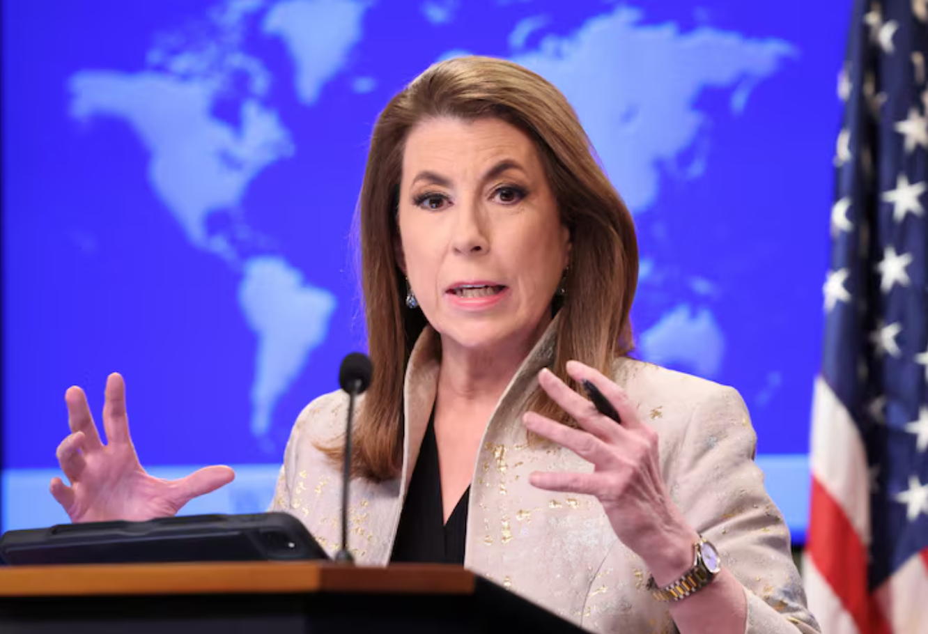 وزارت خارجه آمریکا از بازبینی تمامی معافیت‌های تحریمی مرتبط با ایران خبر داد