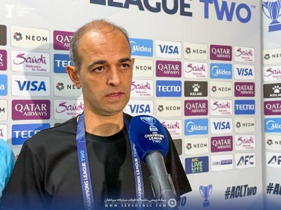 محرم نویدکیا: اول فصل را سخت شروع کردیم اما شرایط سپاهان خوب است