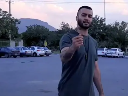 توماج صالحی خوانده رپ و از حامیان خیزش سراسری علیه جمهوری اسلامی بازداشت شد