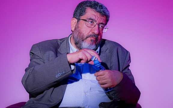 فواد ایزدی، مدرس دانشگاه: آمریکا احساس کند حمله به ایران بیهزینه است، درنگ نمیکند