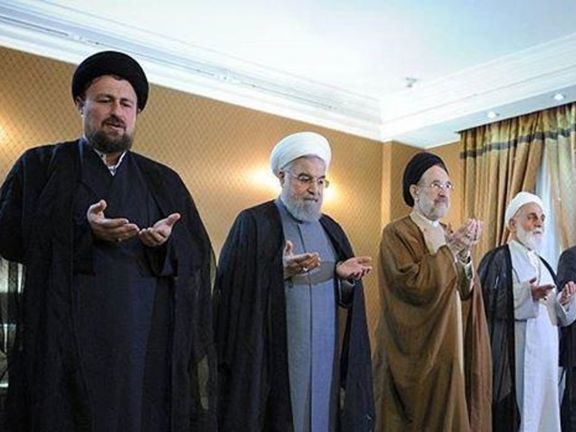 The meeting of four political figures in Iran, with two former president sin center.