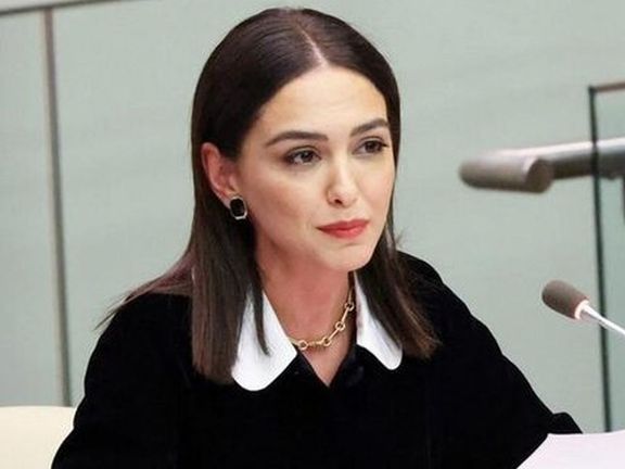 نازنین بنیادی: خشم مردم صفحه منحوس جمهوری اسلامی را از تاریخ ایران ورق میزند