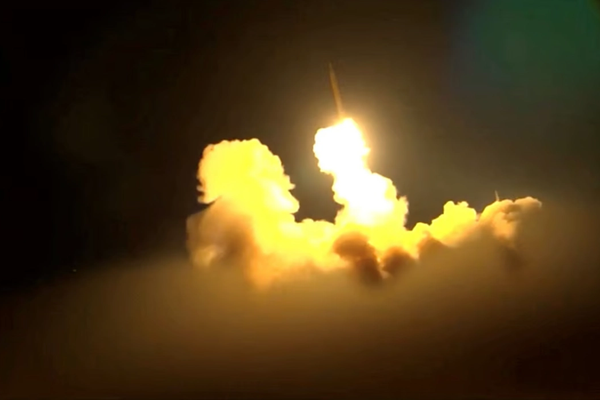 "العفو الدولية": استخدام إيران للقنابل العنقودية "جريمة حرب"