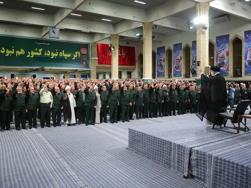 70 سياسيا بريطانيا يطالبون حكومة سوناك بإعلان الحرس الثوري منظمة إرهابية