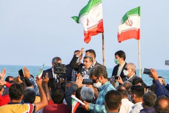 احمدینژاد: امیر قطر برای آزادی ۵۷ عضو سپاه پاسداران در سوریه ۵۷ میلیون دلار پرداخت کرد