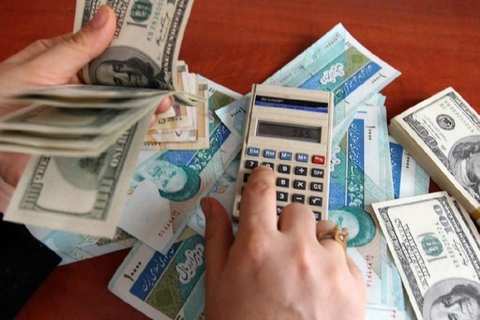 قیمت هر دلار آمریکا در بازار آزاد به ۲۰۰ هزار تومان رسید و رکورد جدیدی ثبت کرد