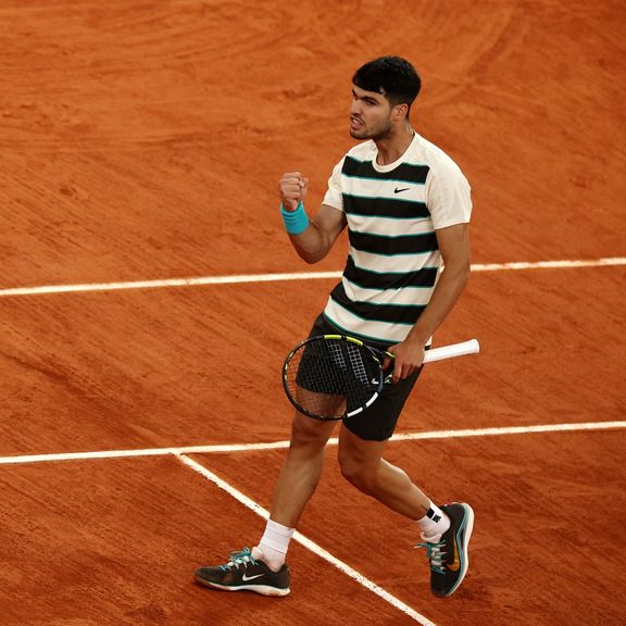 راهیابی کارلوس آلکاراس به فینال رولنگاروس برای دفاع از قهرمانی