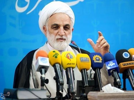 رییس قوه قضاییه: همه باید حامی حقوق و حافظ کرامت زنان باشند