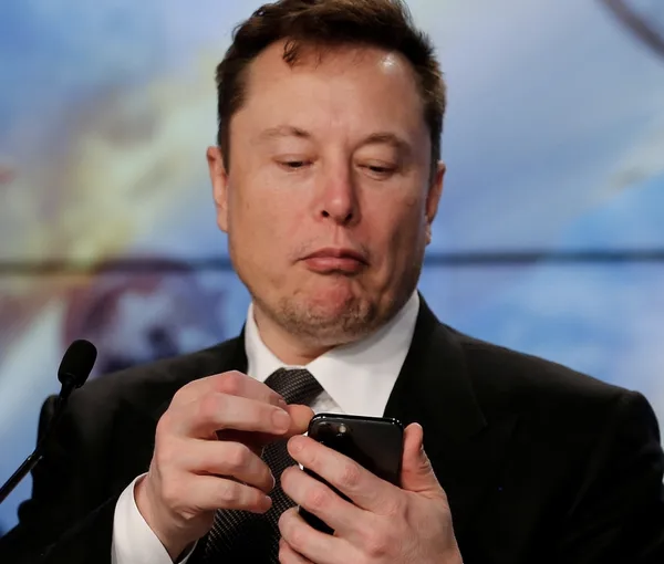 ایلان ماسک به کارکنان تسلا: یا کار حضوری یا استعفا