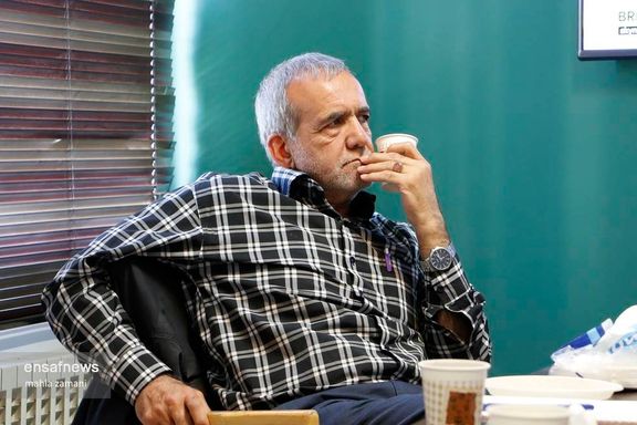 Member of parliament representing Tabriz, Massoud Pezeshkian