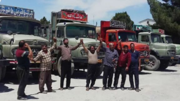 Truckers' strike can paralyze Iranian government, experts say