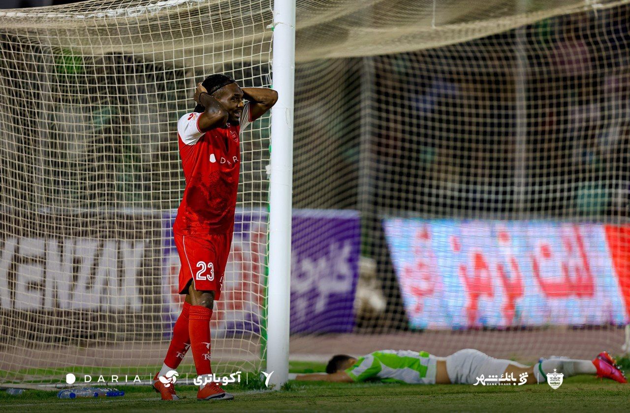 بلوای جدید در فوتبال ایران؛ «یک نفر» مدعی دوپینگ تیوی بیفوما، ستاره پرسپولیس شد