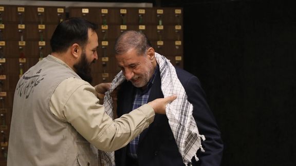 إنشاء قاعدة لـ "الباسيج" داخل البرلمان الإيراني