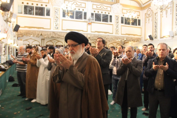 مرکز اسلامی وابسته به خامنهای در لندن بهدلیل انتشار ویدیوهای «حامی تروریسم» توبیخ شد