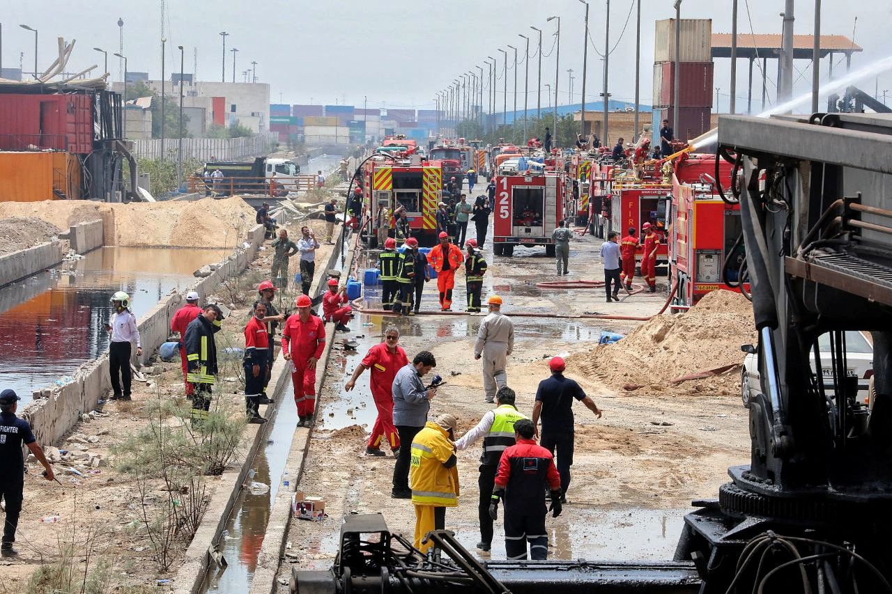 Iranian Red Crescent rescuers work following an explosion at the Rajaei port in Bandar Abbas, Iran, April 27, 2025.