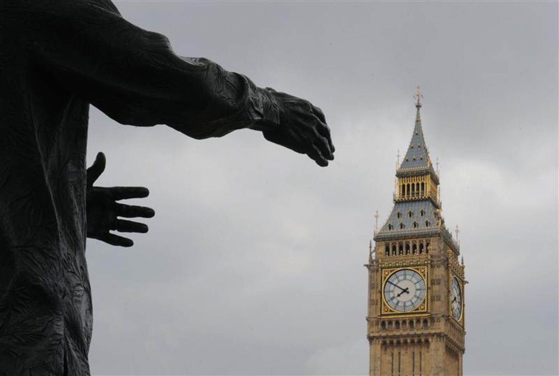 Iran waging ‘shadow war’ inside UK through influence operations – Telegraph