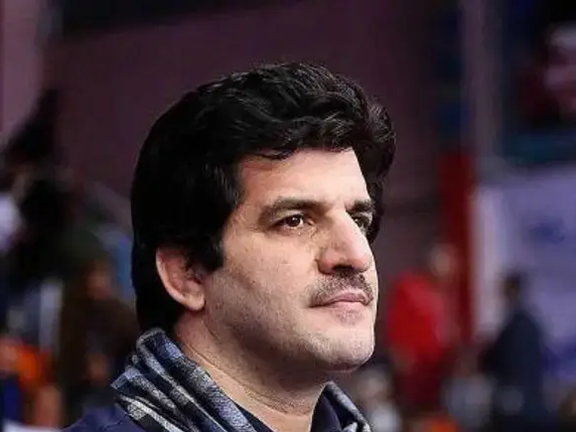 ستایش خادم از قهرمان المپیک: سعید اسماعیلی قشر کارگر را به خوشایندی اصحاب قدرت ترجیح داد