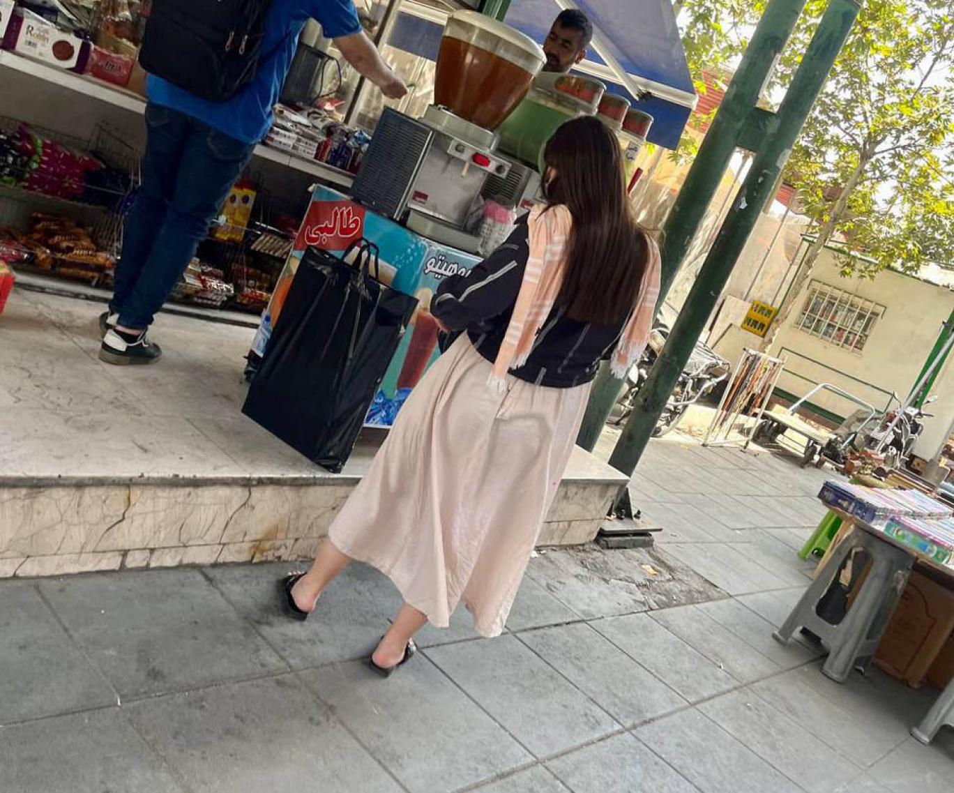 عقب‌نشینی عضو مجمع تشخیص مصلحت نظام از مخالفتش با حجاب اجباری