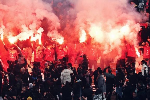 کنفدراسیون فوتبال آسیا، تراکتور را ۹۸ هزار و استقلال را ۶۴ هزار دلار جریمه کرد