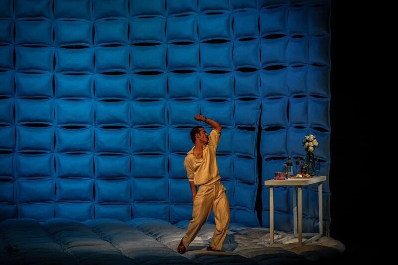 Tehran police detain several prominent actors at birthday party