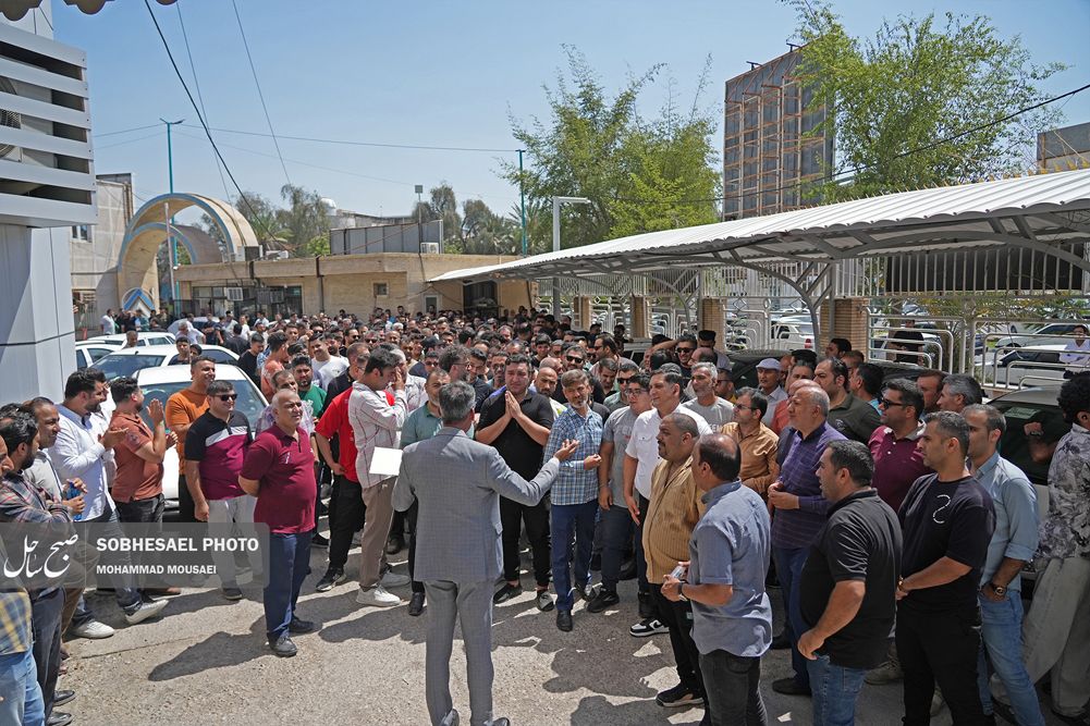 بازاریان بندرعباس در اعتراض به افزایش مالیات تجمع کردند