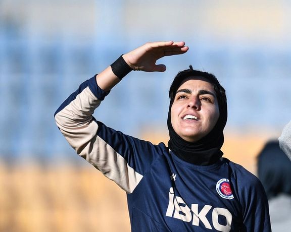 قنبری درباره محرومیت: تمام میشود و آفتاب میتابد، در این عالم غمی نبوده که ماندنی باشد