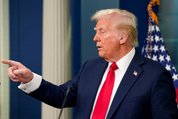 دونالد ترامپ: به جای دادستانهای مارکسیست افرادی میهنپرست را منصوب کردم